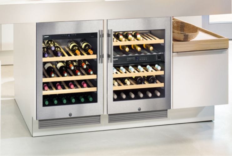 vinoteca integrada en cocina